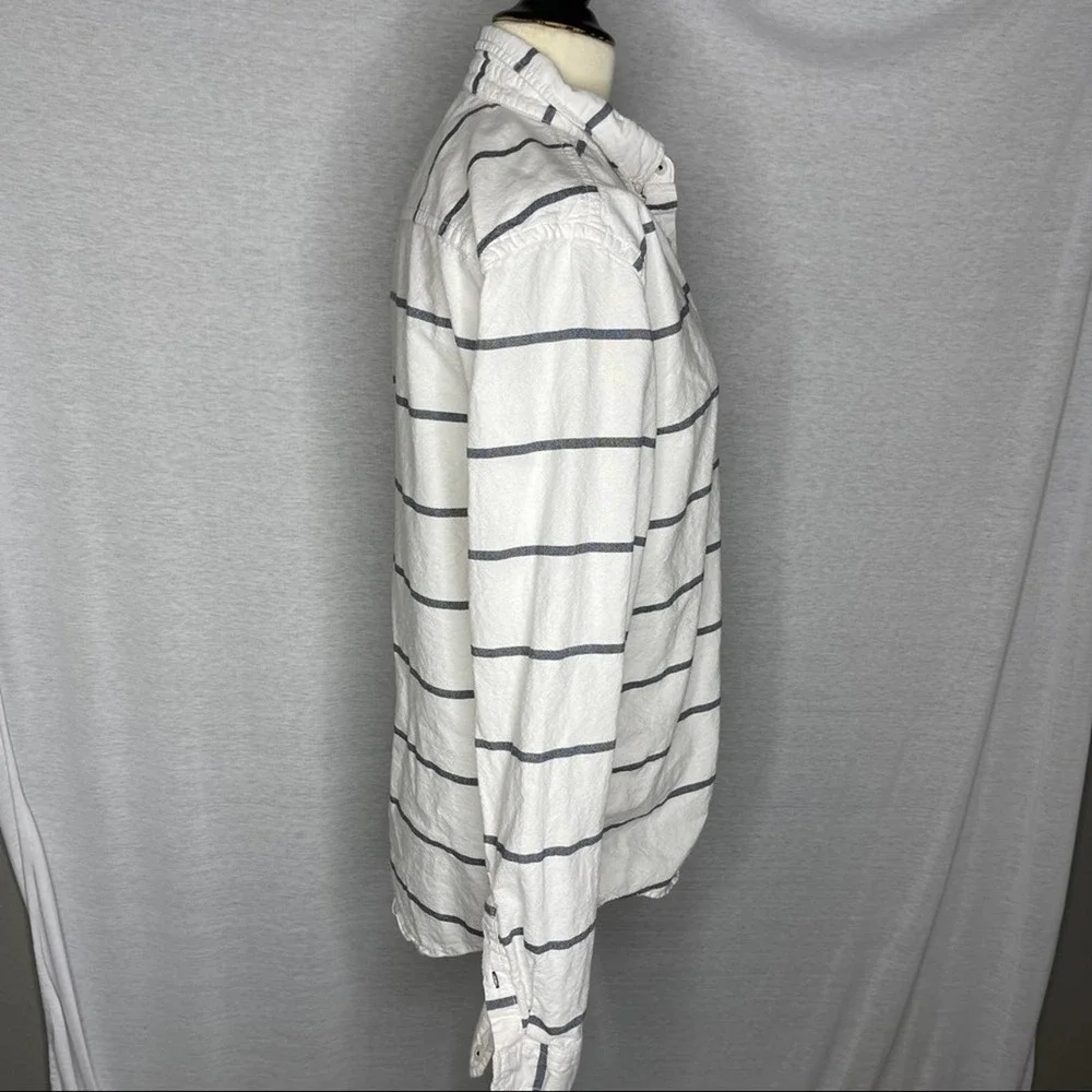 A25). Aeropostale NYC Men Button Down Shirt Long Sleeve - Picture 7 of 15